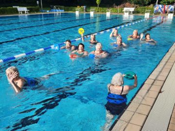 Fit im Schwimmpark Twistringen